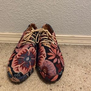 Brand New Shein Floral Sneakers